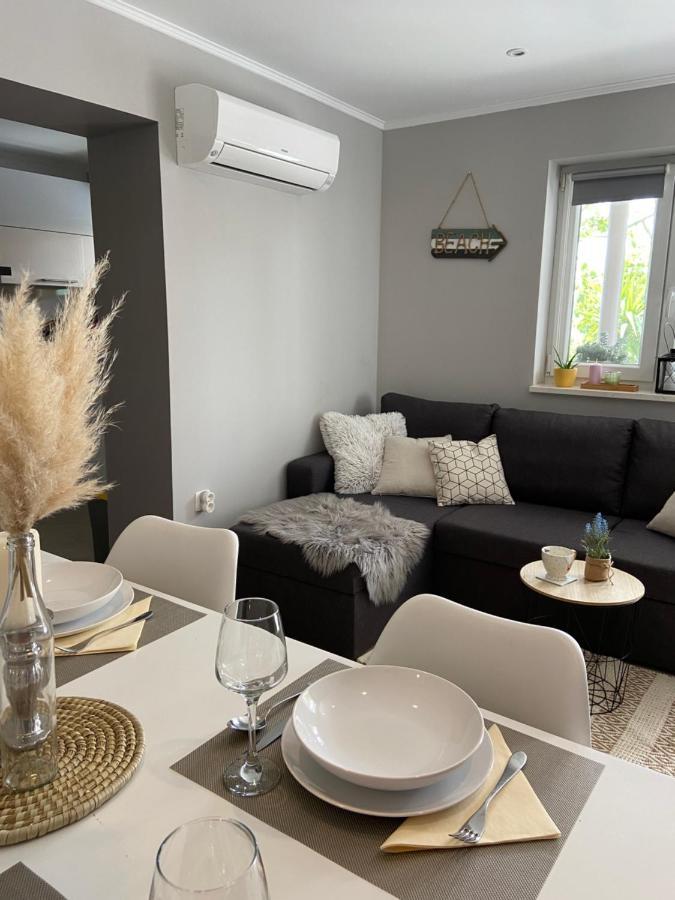 Apartman Petra Gustirna Exterior foto
